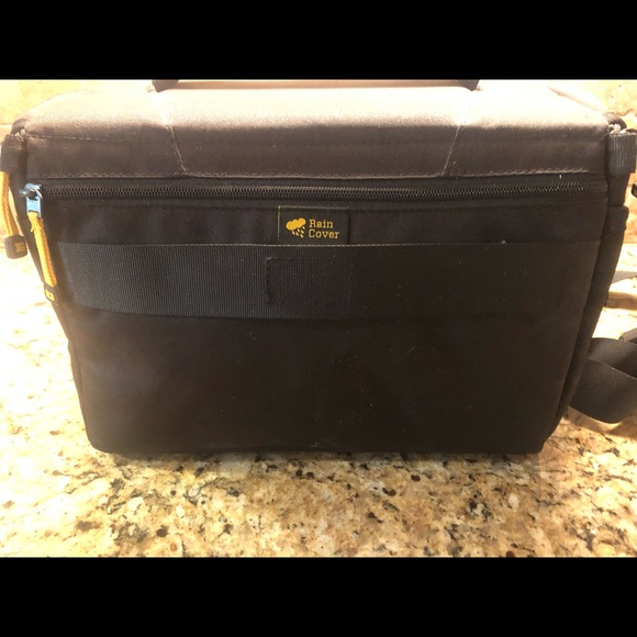 Ruggard Camera Bag - Picture 2 of 4